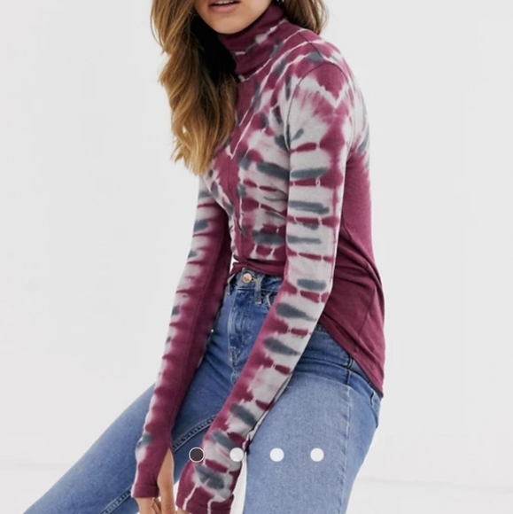 Free People Tops - FREE PEOPLE PSYCHEDELIC LONG SLEEVE TEE